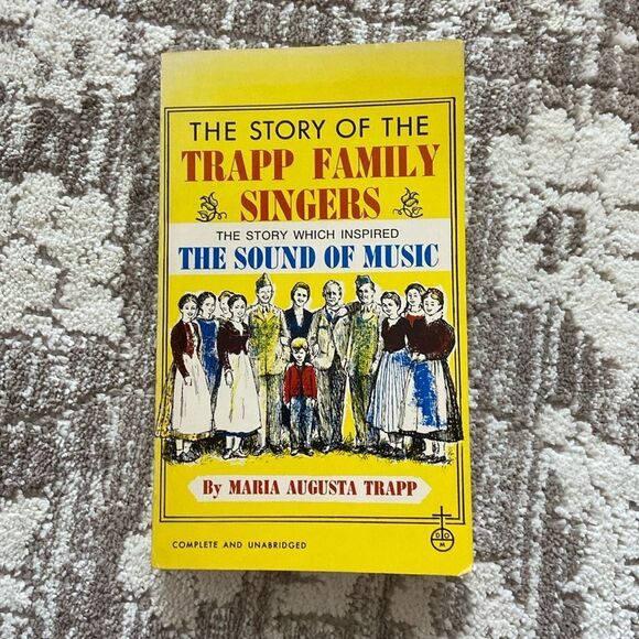 2/$30 VINTAGE The Story of Trapp Family Singers Book Novel Maria Augusta Trapp